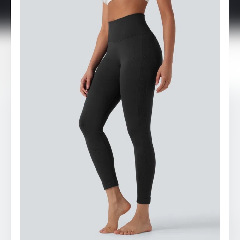 HALARA Black High-Waist scrunch butt Leggings